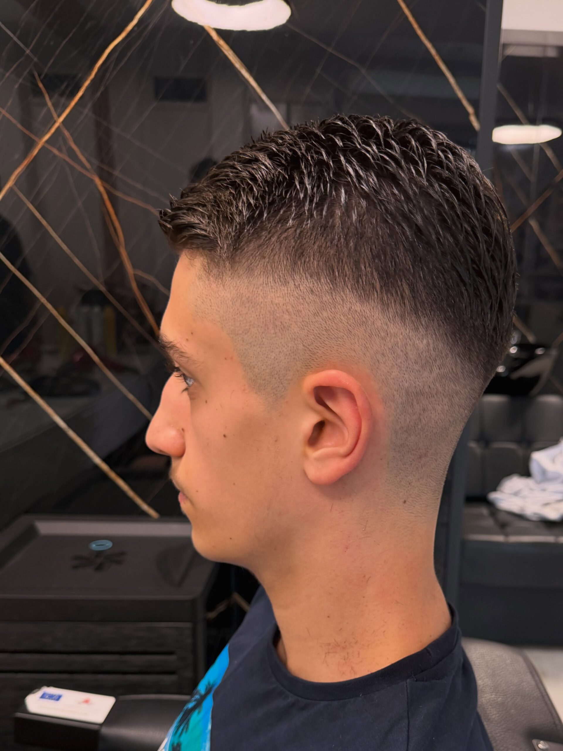 Muško šišanje, fade na stranama